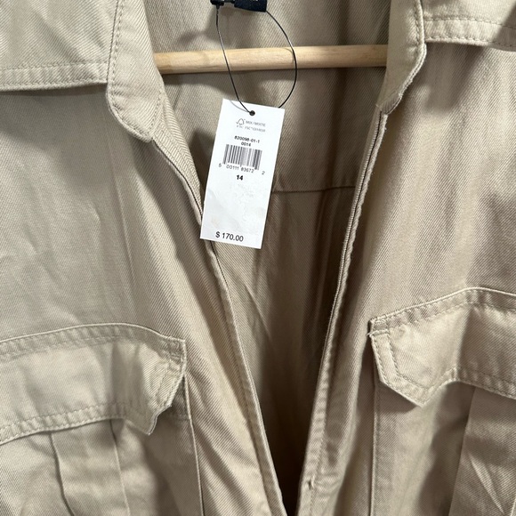 New with tags banana republic khaki jumpsuit - Picture 5 of 6